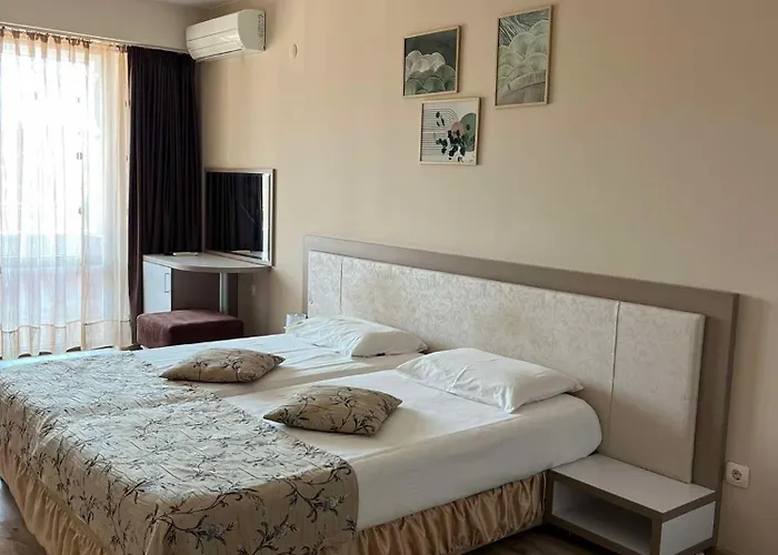 Apartments Iva